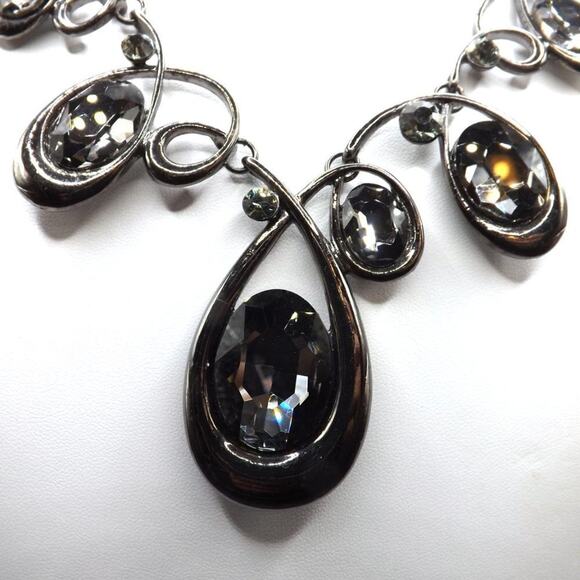 Silver Gray Large Rhinestone Looped Necklace, Gunmetal Gray, Rope Chain, 20 Inch - Picture 3 of 11